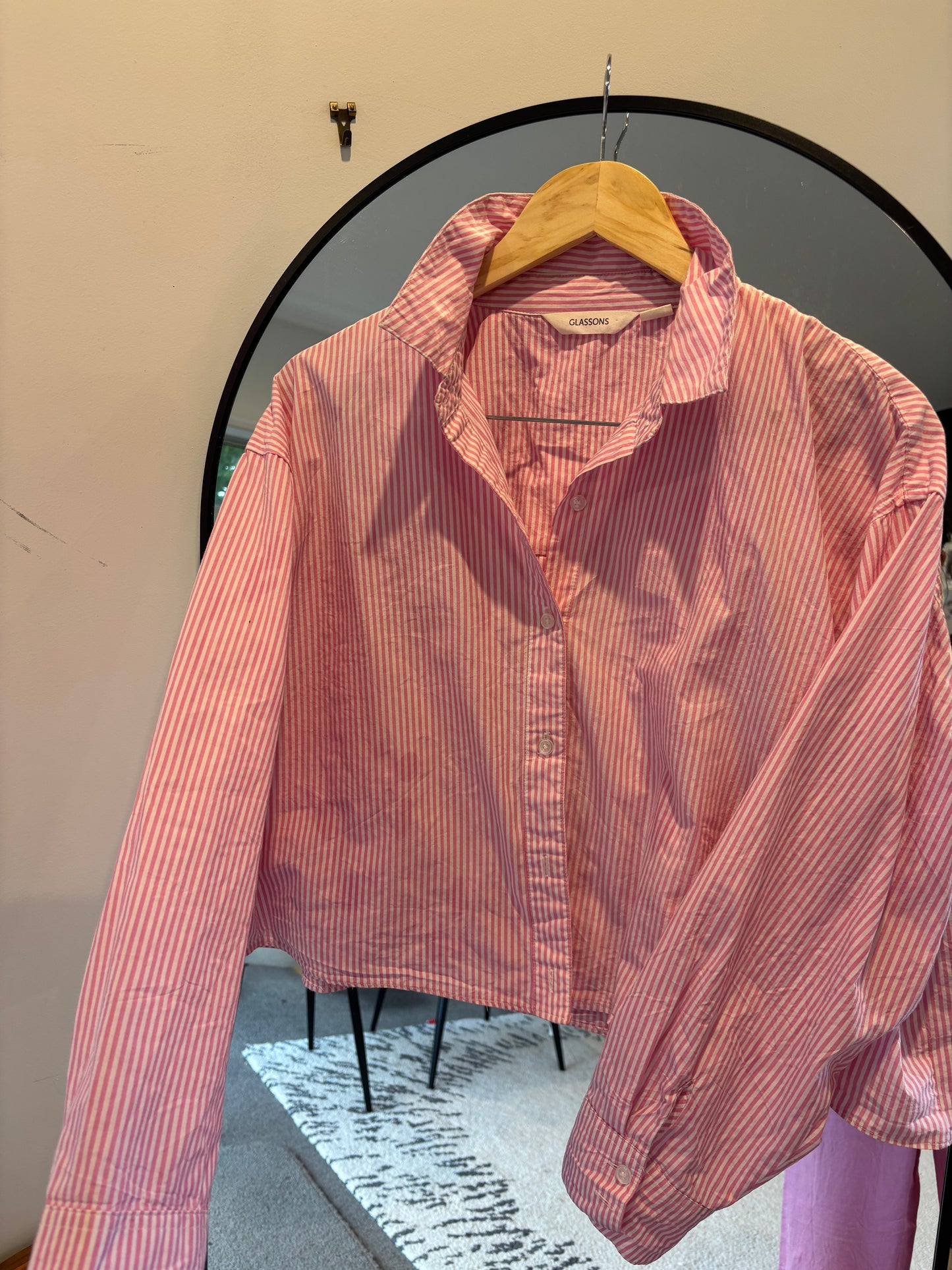 GLASSONS pink stripe short shirt